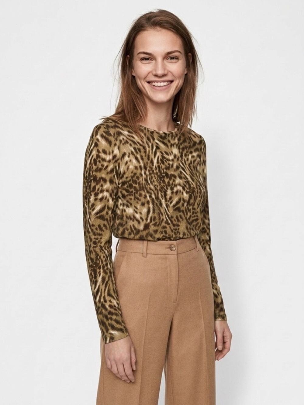 Jones New York Signature, animal print cotton long-sleeve top Size Small
